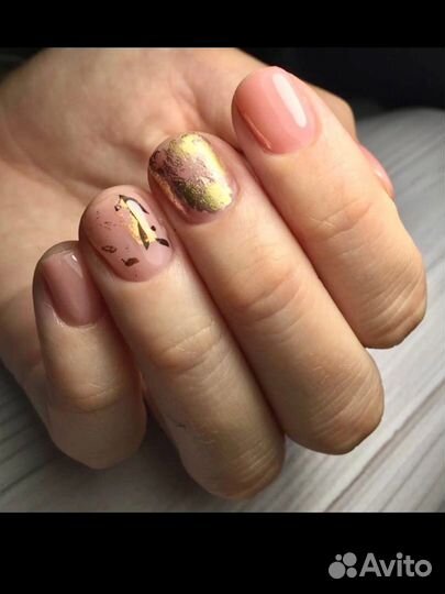 Маникюр и педикюр