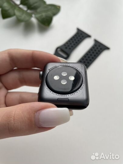 Apple Watch 3 42mm Акб-87% Black