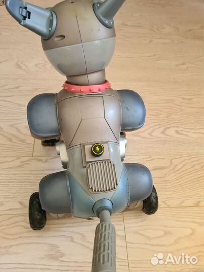 RS Wrex the Dawg робот-собака