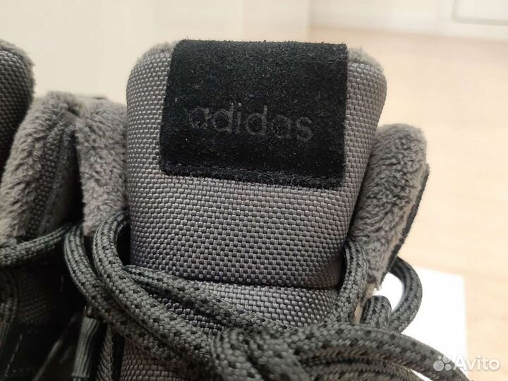 Кроссовки женские Adidas 38,5 утеплённые высокие