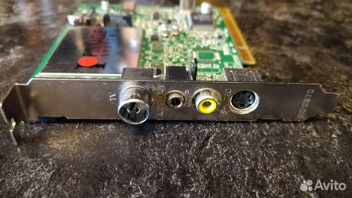TV-тюнер PCI Pinnacle emptyv-51013170-1.4A