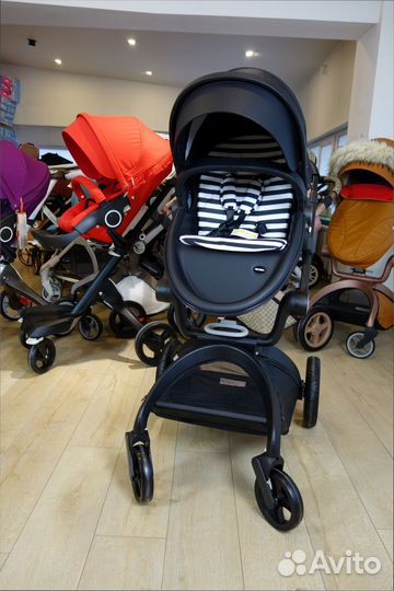 Прогулочная коляска Hot Mom