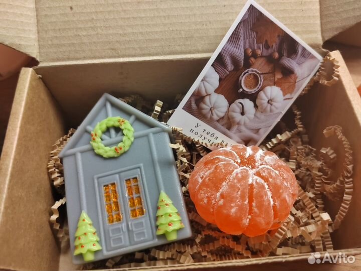 Мыло ручной работы домик новогодний