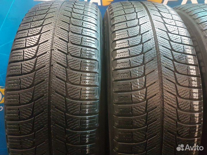 Michelin X-Ice 3 215/65 R17