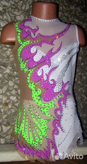 Белый купальник 1200 страз