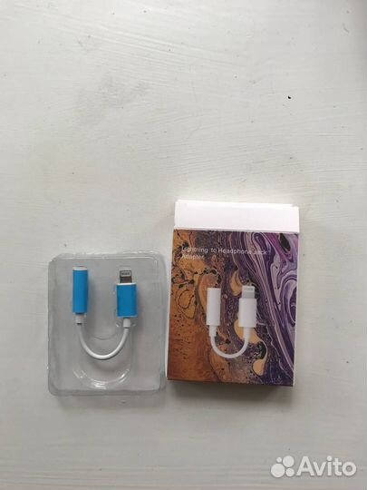 Переходник - адаптер Lightning - 3.5 mm Jack белый