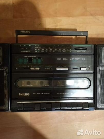 Кассетный магнитофон