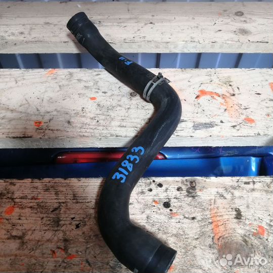 Патрубок радиатора 1.8 верхний ford focus 2