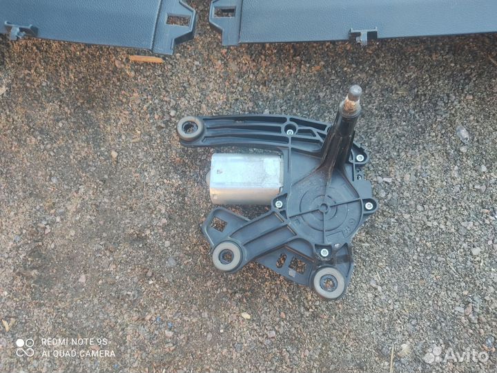 Пластик багажника citroen berlingo каблук