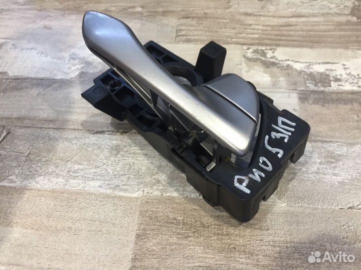 Ручка двери внутренняя передняя правая Kia Rio 4