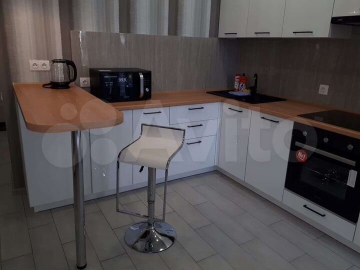 Квартира-студия, 60 м², 16/16 эт.