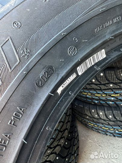 Viatti Bosco Nordico V-523 215/65 R16 98T