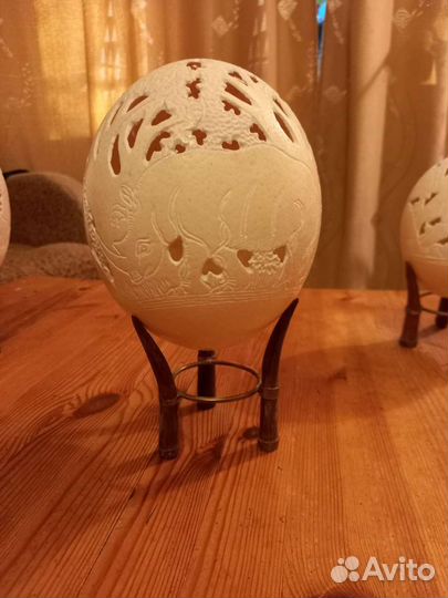 Африканский сувенир Яйца страуса резные