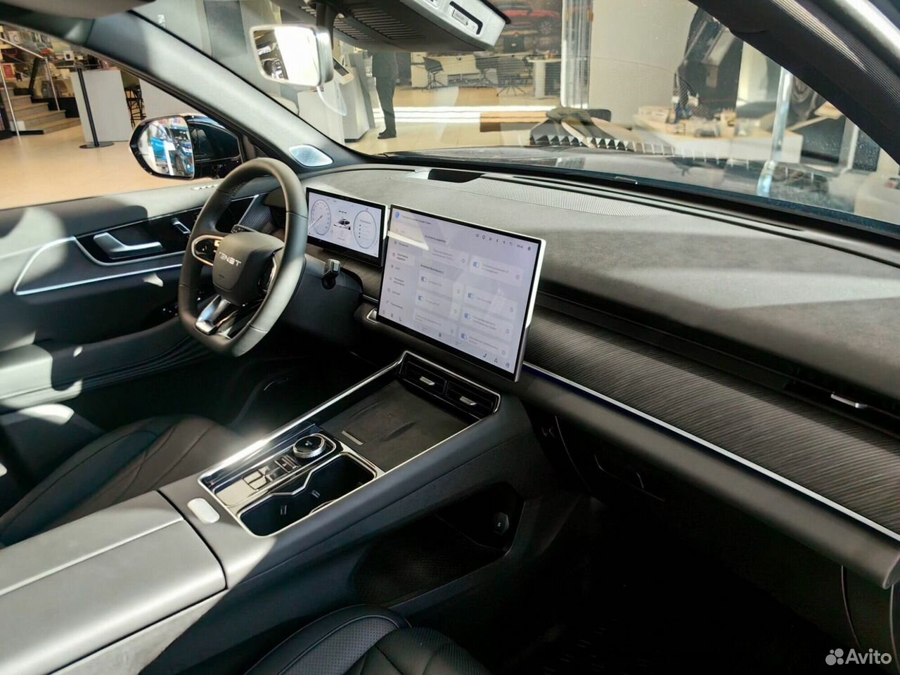 Нашли авто Tenet T9