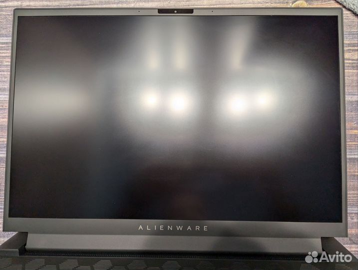 Alienware m18 R2, 14900hx, 4090, 64gb, 4tb