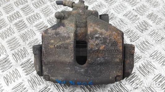 Суппорт тормозной передний правый volkswagen golf