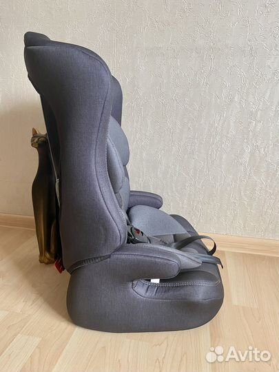 Автокресло 9/36 кг Новое Lullaby
