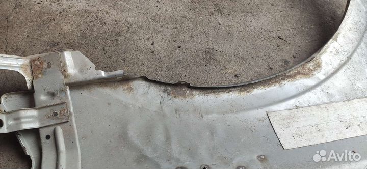 Крыло переднее левое Almera classic