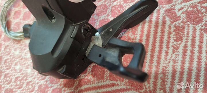 Передний переключатель shimano deore + манетка