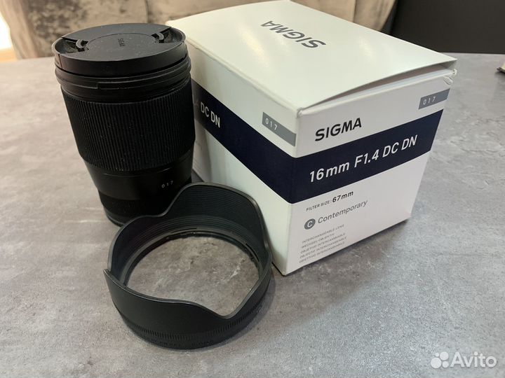 Объектив Sigma AF 16mm f/1.4 sony e