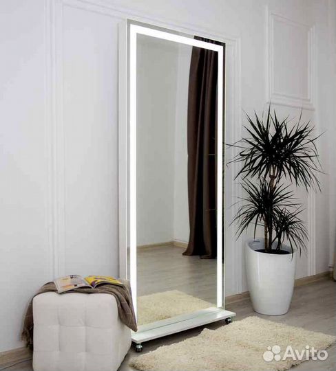 Гримерное зеркало led подстветкой на подставке
