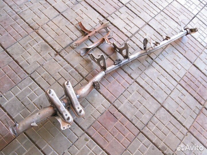 Кронштейн крепления приборной панели Toyota\Lexus