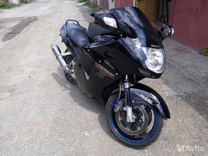 Honda cbr 1100 xx