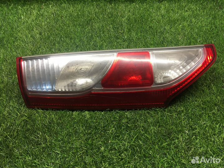 Фонарь внешний Renault Kangoo 2008-2013 правый