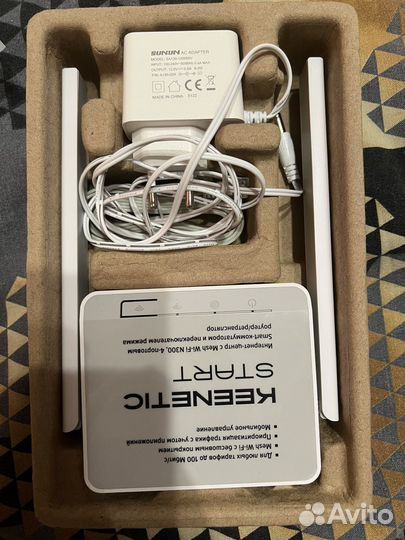 Роутер, интернет-центр с Mesh wi-fi N300 keenetic