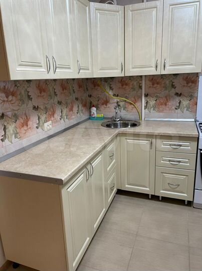 2-к. квартира, 48 м², 2/4 эт.
