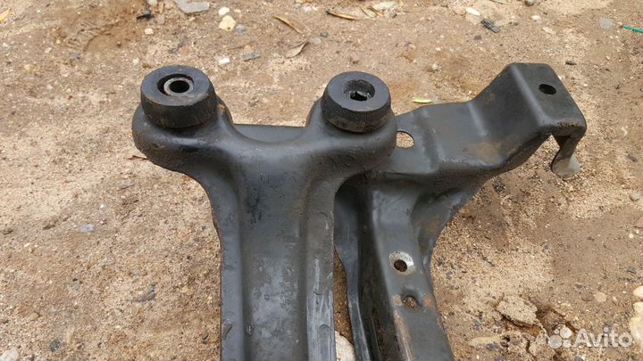 Передняя подмоторная балка пассат б3 б4 191199201b