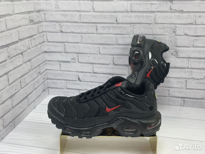 Кроссовки nike air max tn plus