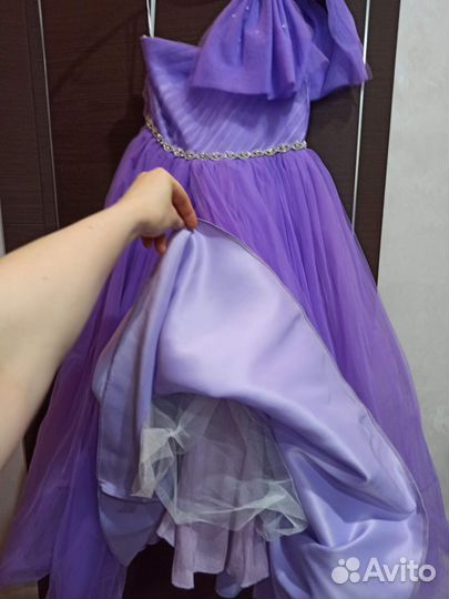 Праздничное платье для девочки