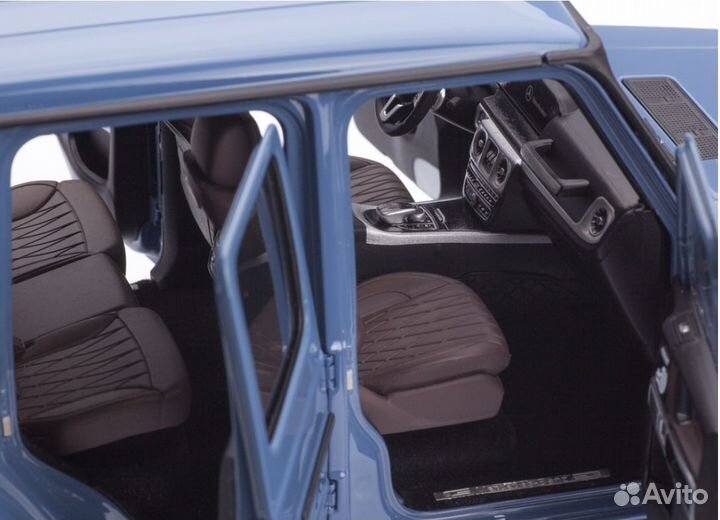 Модель Mercedes G-class AMG line W463 II 1:18 Blue