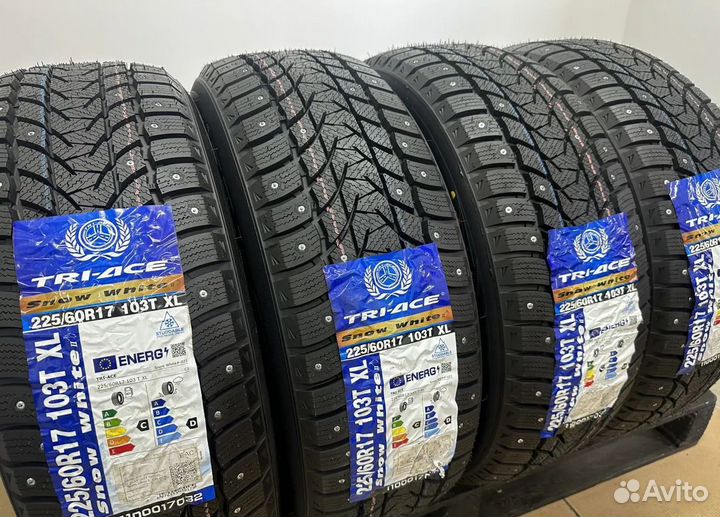 Tri Ace Snow White II 225/60 R17 33H