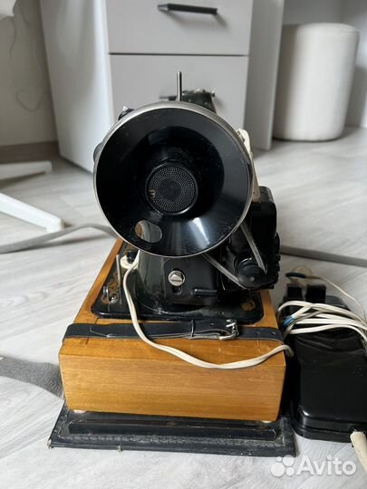 Швейная машинка подольская ножная