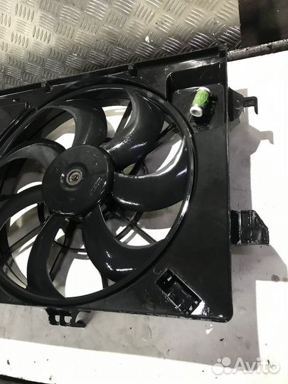 Вентилятор радиатора Kia RIo 3