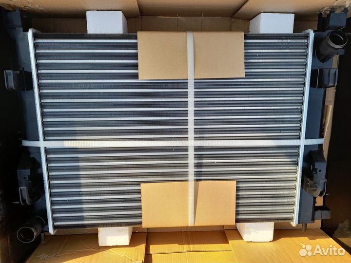 Радиатор Logan2 Vesta Sandero Duster Capture Xray