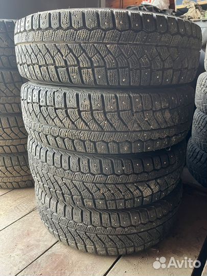 Viatti Brina Nordico V-522 175/70 R14 88H