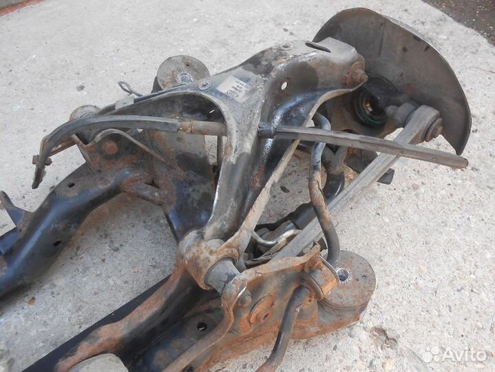 Балка задняя Ауди А6 С5 Аллроад