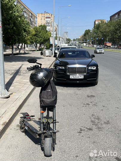 Электросамокат currus r11