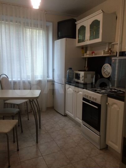 2-к. квартира, 50 м², 4/9 эт.