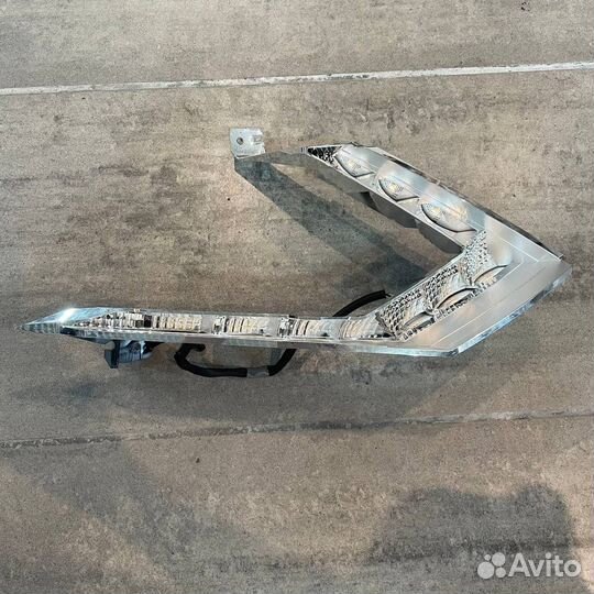 Диодный модуль Koito 10049-23746 правой фары T-32