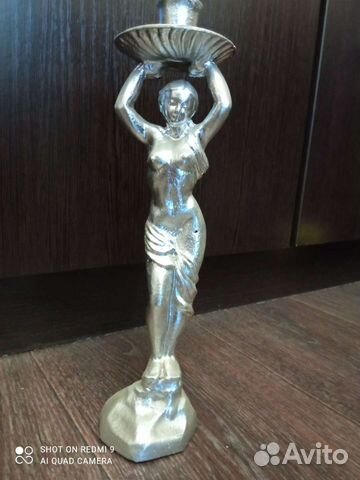 Подсвечник статуэтка