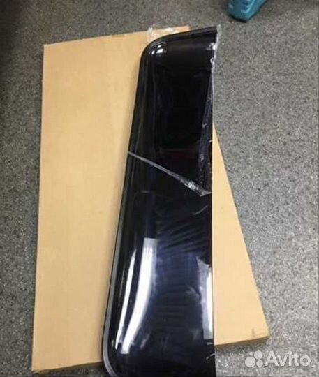 Land Cruiser Prado 150 Дефлектор люка E7AQ5