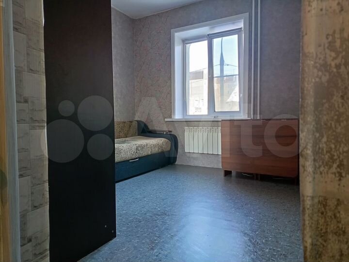 4-к. квартира, 74 м², 2/5 эт.