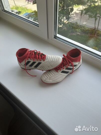 Бутсы adidas predator