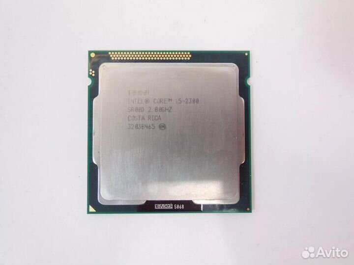 Материнская плата с процессором и памятью