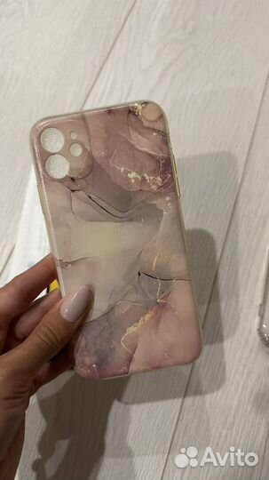 Стекло и чехлы на iPhone 11