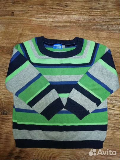 Одежда мальчика 92р футболка, свитер, джинсы